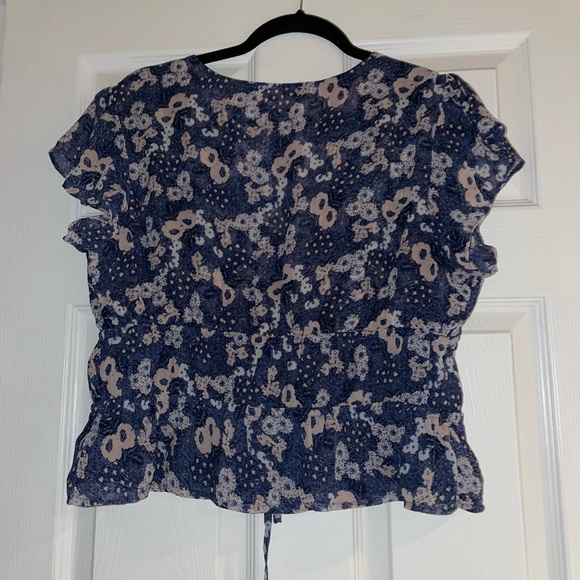 ABOUND TOP FROM NORDSTROM RACK - Picture 2 of 4